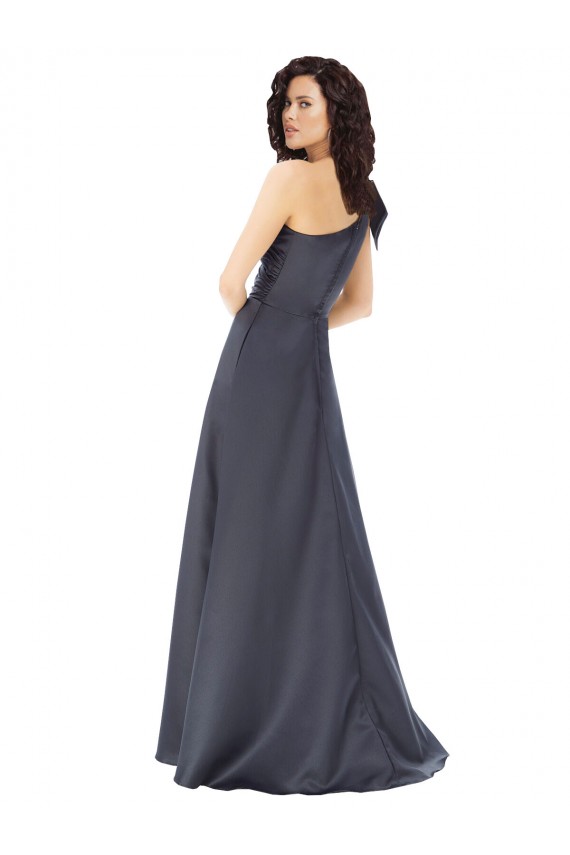 Discount Satin A-Line Long Sleeveless Formal Dresses